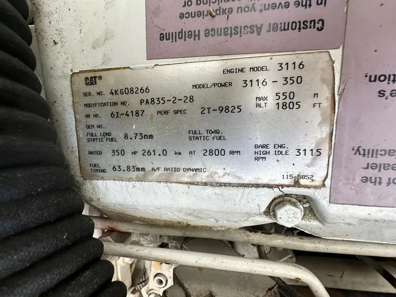 Slide: The Image of Sea Ray 400 Sundancer 1999 - 60