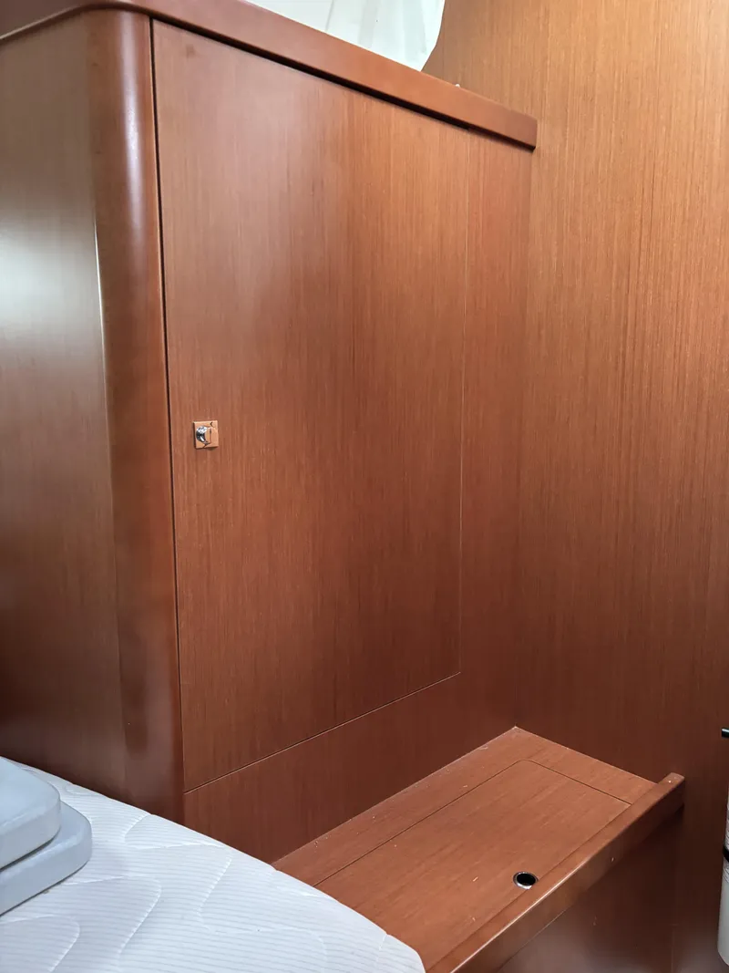 Slide: The Image of Beneteau Oceanis 45 2018 - 115