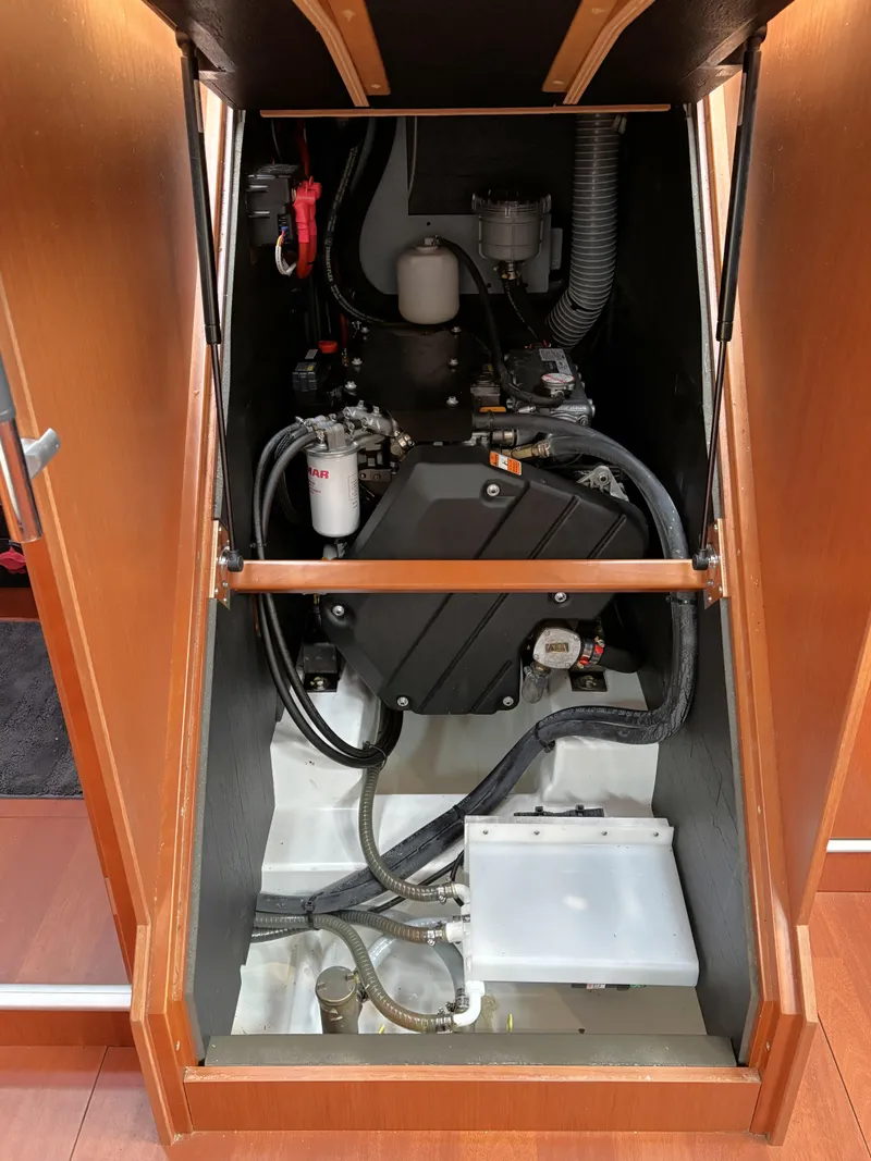 Slide: The Image of Beneteau Oceanis 45 2018 - 124