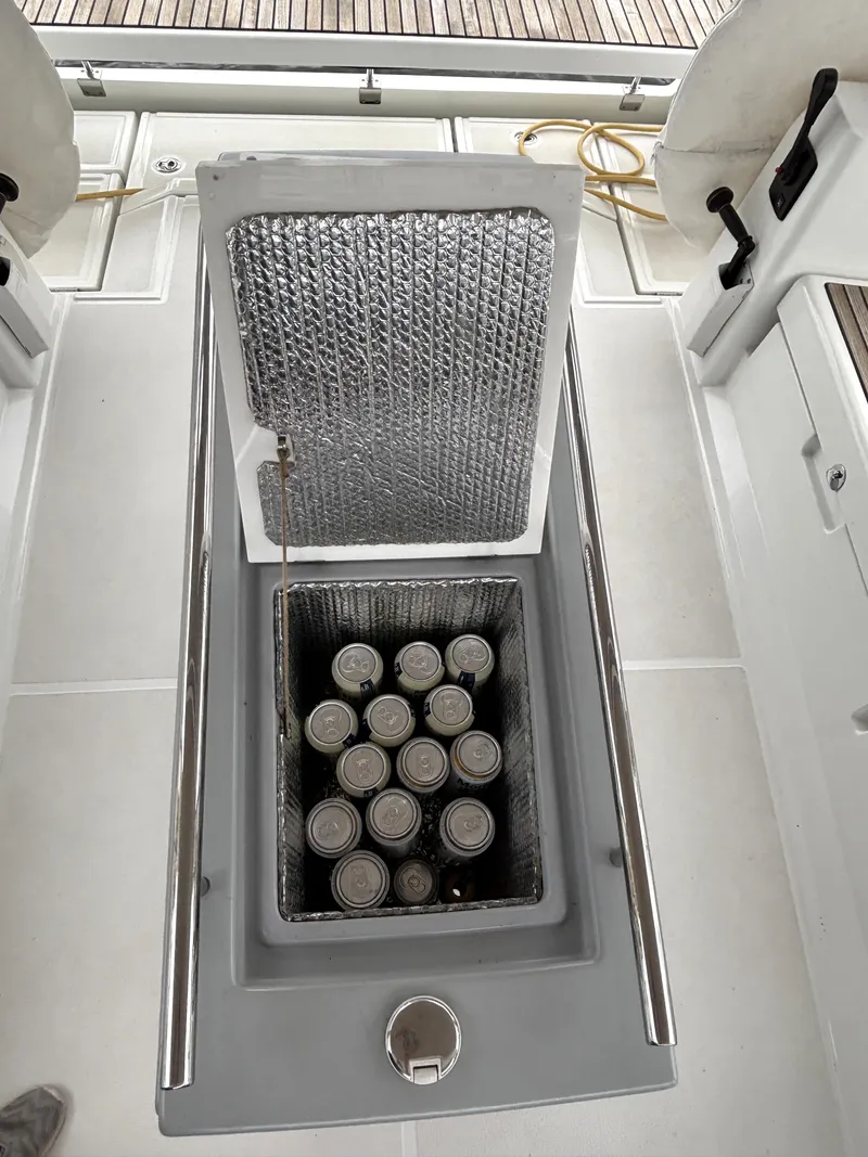 Slide: The Image of Beneteau Oceanis 45 2018 - 51