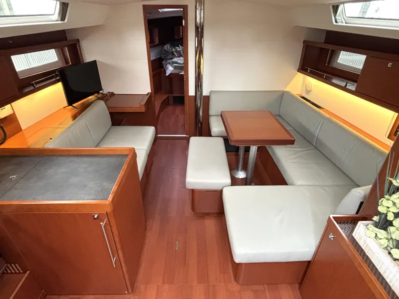 Slide: The Image of Beneteau Oceanis 45 2018 - 71