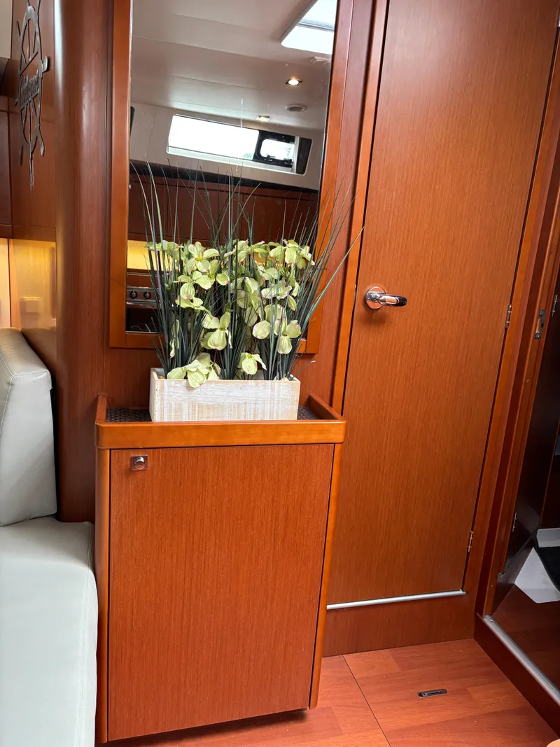 Slide: The Image of Beneteau Oceanis 45 2018 - 82