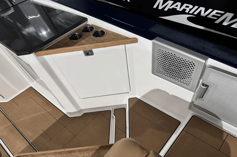 Slide: The Image of Aviara AV32 I/O 2020 - 16