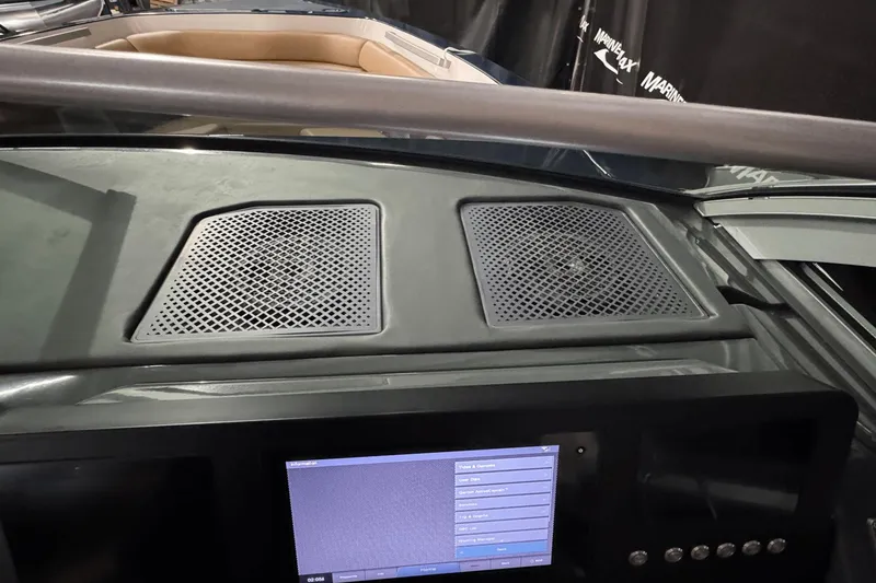 Slide: The Image of Aviara AV32 I/O 2020 - 31