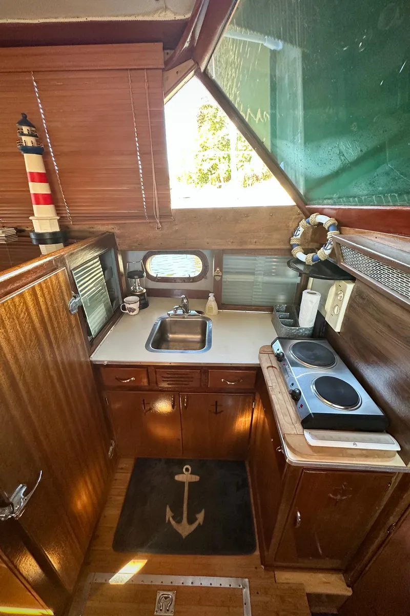 Slide: The Image of Galley - 19