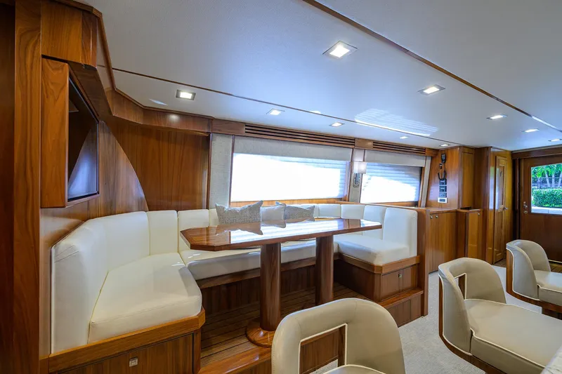 Slide: The Image of Viking 80 LAMPLIGHTER -  Dinette & Galley Bar Stools - 14