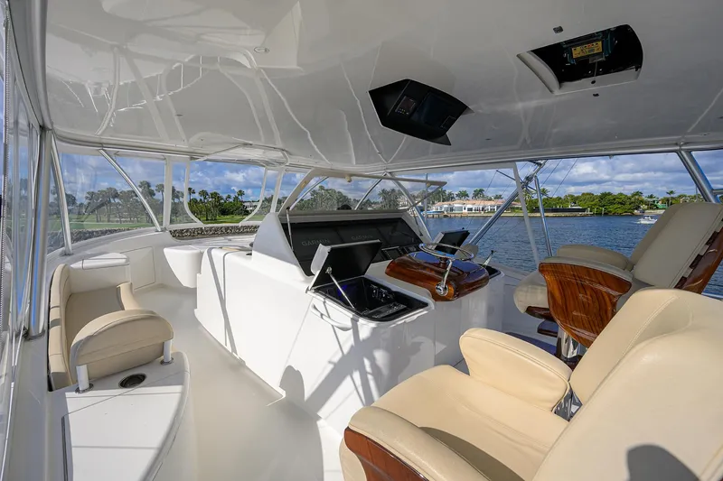 Slide: The Image of Viking 80 LAMPLIGHTER -  Flybridge Helm Station - 39