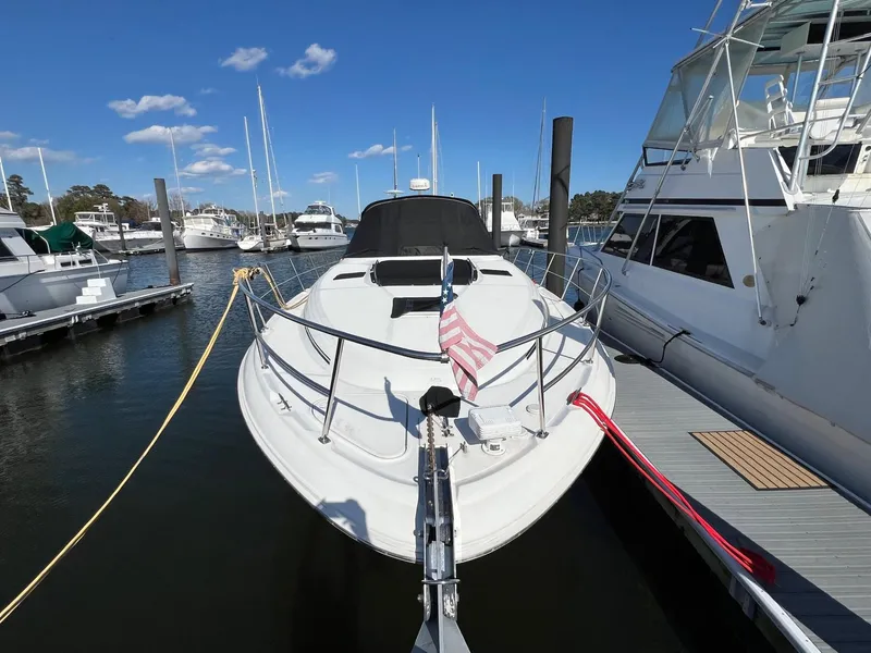 Slide: The Image of Sea Ray 410 Express Cruiser - 2