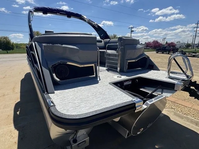 Slide: The Image of Bennington Q Quad Bench 25 QFBWA 2025 - 21