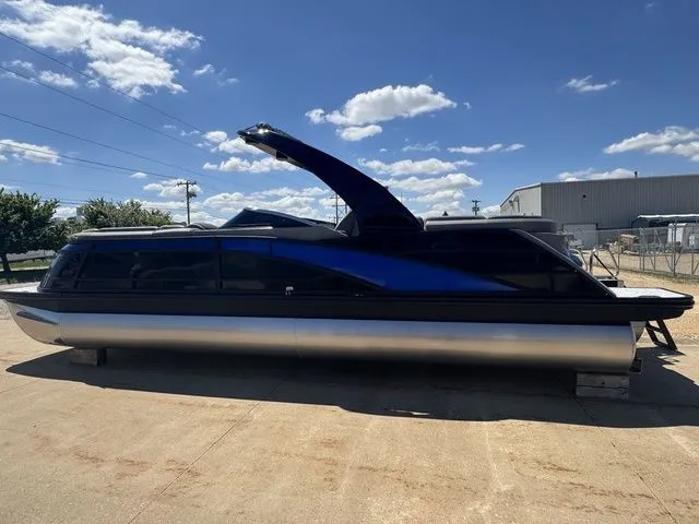 Slide: The Image of Bennington Q Quad Bench 25 QFBWA 2025 - 6