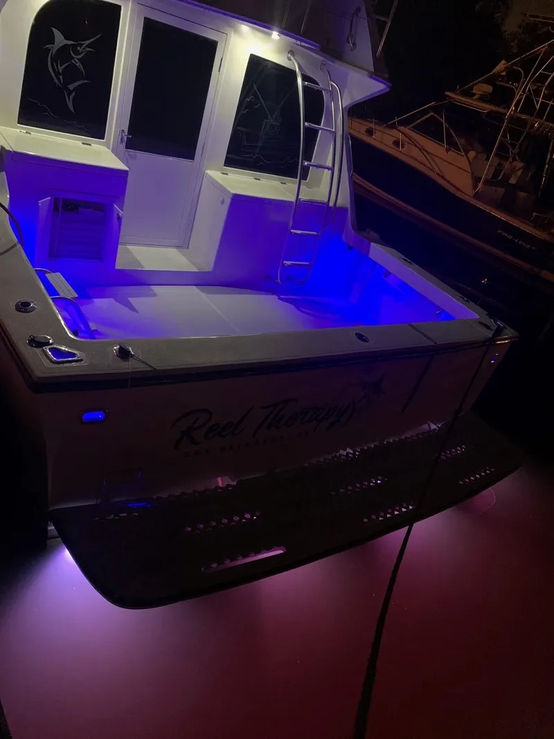 Slide: The Image of 36 Blackfin Convertible - 13