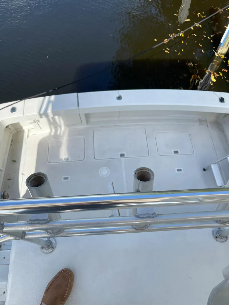 Slide: The Image of 36 Blackfin Convertible - 15