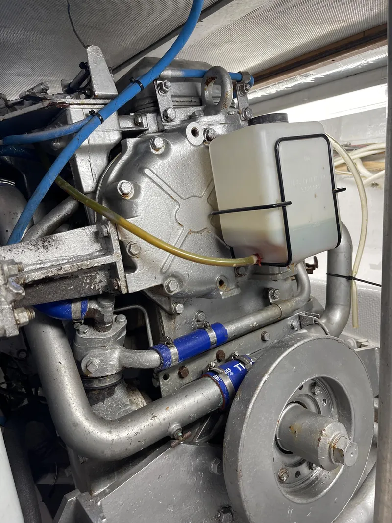 Slide: The Image of 36 Blackfin Convertible - 65