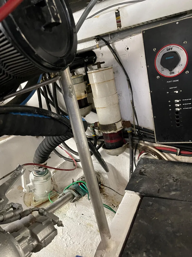 Slide: The Image of 36 Blackfin Convertible - 68