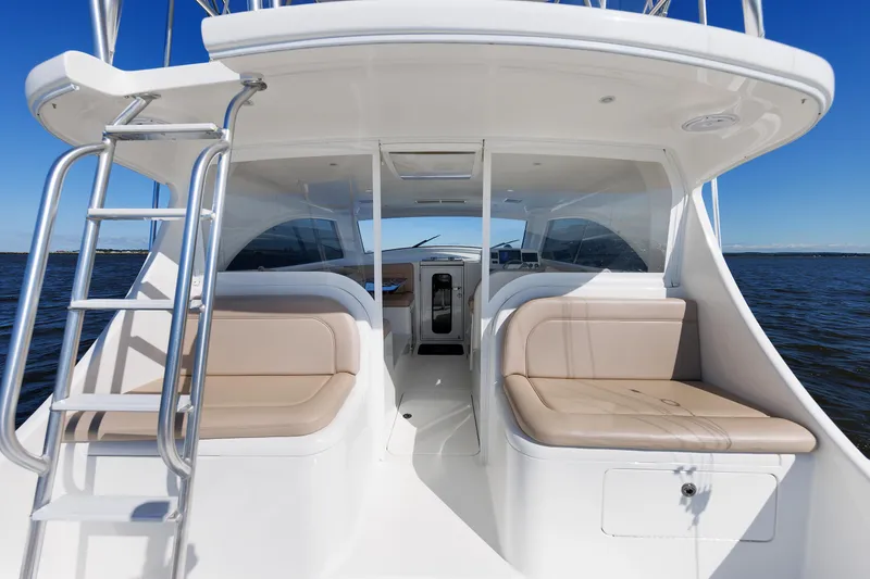 Slide: The Image of 2018 Viking FIVE FISH - Cockpit & Seating - 29