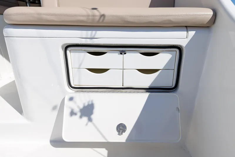 Slide: The Image of 2018 Viking FIVE FISH - Cockpit - 30