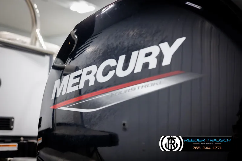 Slide: The Image of Mercury FourStroke engine on 2021 Avalon Catalina QL boat, Reeder-Trausch Marine branding. - 42