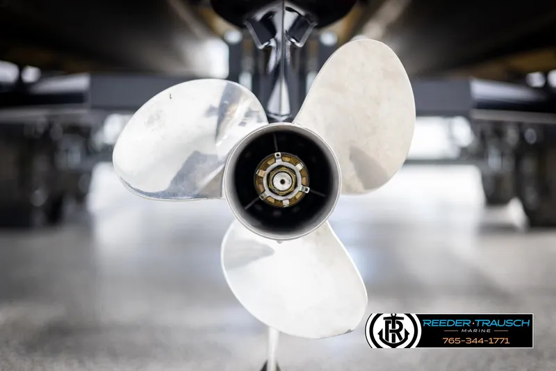 Slide: The Image of Propeller of 2021 Avalon Catalina QL boat, close-up view. - 44