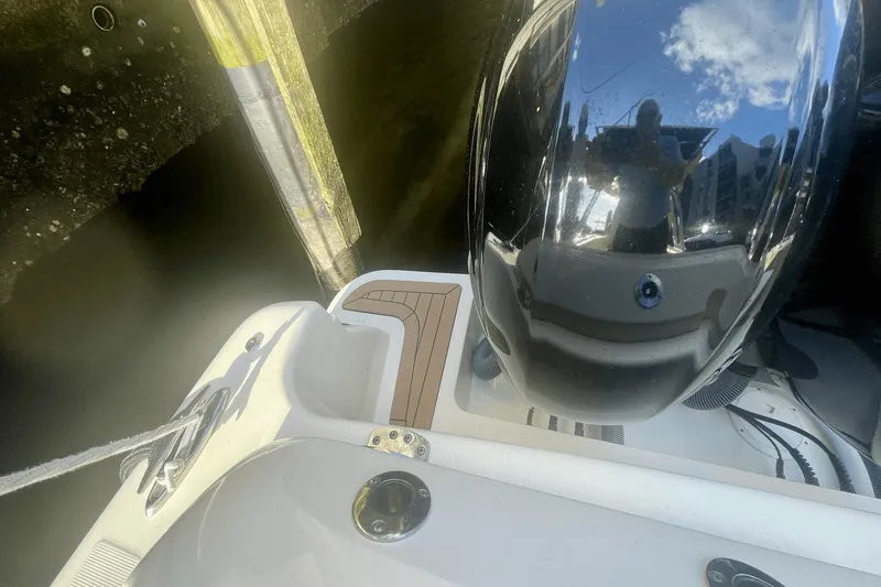 Slide: The Image of Chris-Craft Catalina 27 2019 - 10