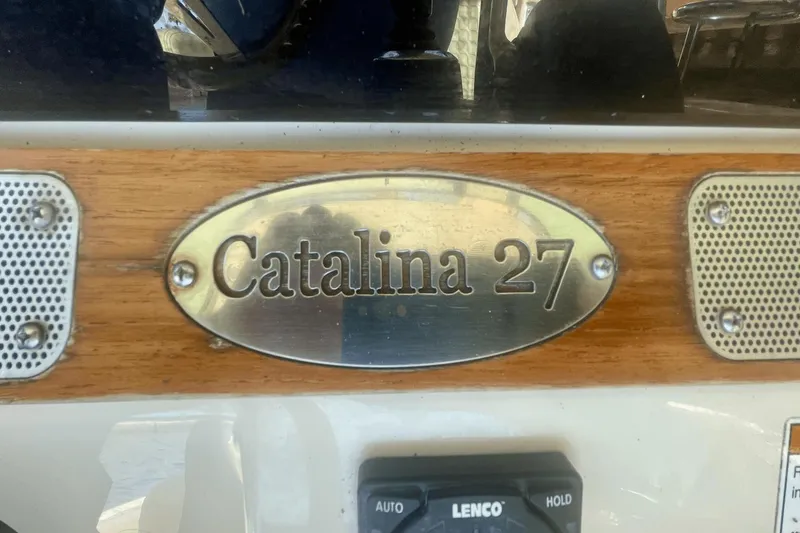 Slide: The Image of Chris-Craft Catalina 27 2019 - 13