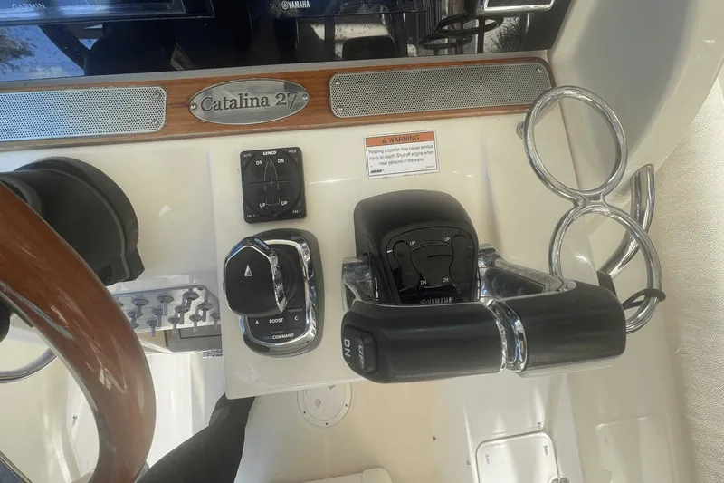 Slide: The Image of Chris-Craft Catalina 27 2019 - 36