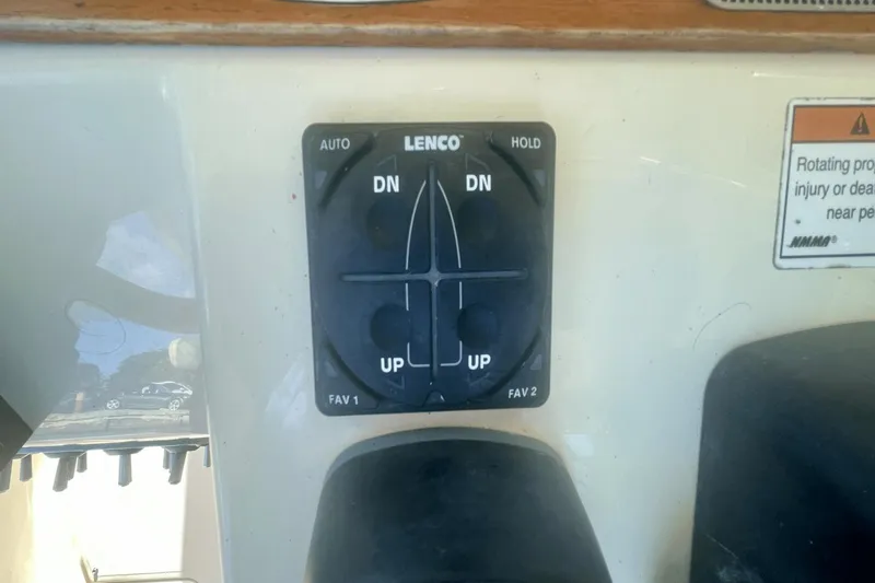 Slide: The Image of Chris-Craft Catalina 27 2019 - 37