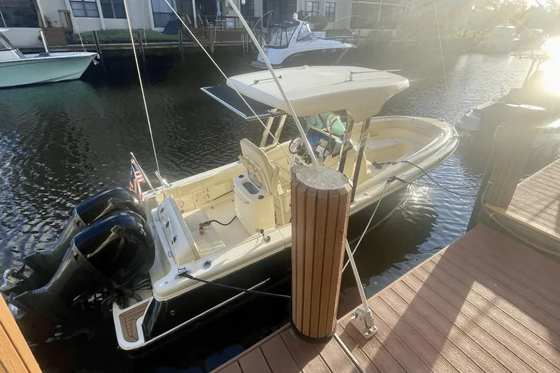 Slide: The Image of Chris-Craft Catalina 27 2019 - 4