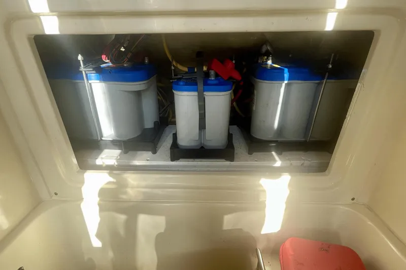 Slide: The Image of Chris-Craft Catalina 27 2019 - 65