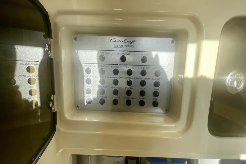 Slide: The Image of Chris-Craft Catalina 27 2019 - 67