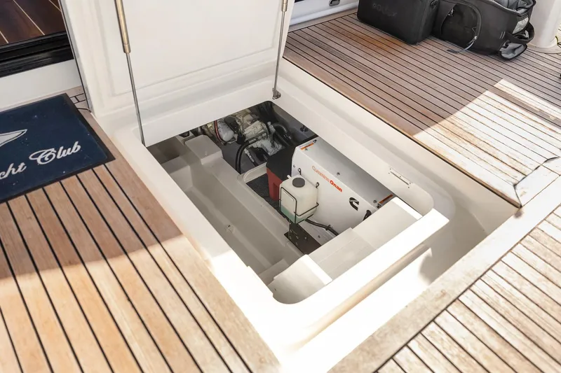 Slide: The Image of Engine Room - 36