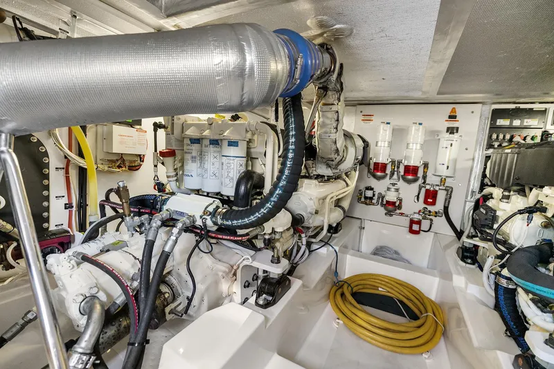 Slide: The Image of Engine Room - 39