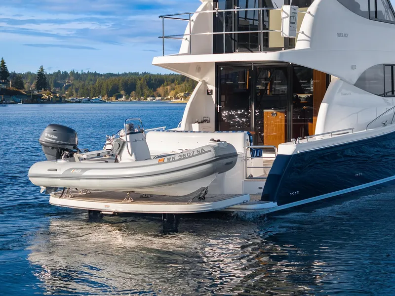 Slide: The Image of Starboard Stern Profile - 60