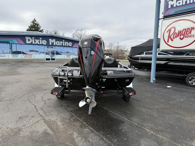 Slide: The Image of Ranger Z185 2025 - 6