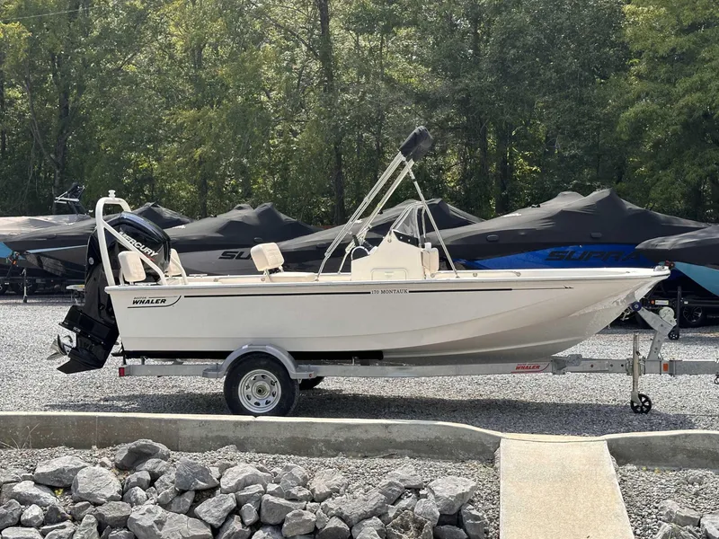 Slide: The Image of Boston Whaler 170 Montauk 2025 - 5