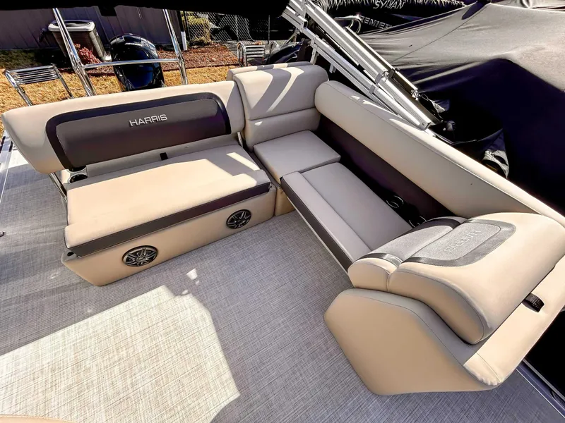 Slide: The Image of Harris CRUISER 230 SL 2025 - 9