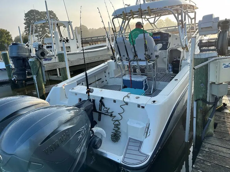 Slide: The Image of Hydra-Sports 3300VX Vector 2005 - 11