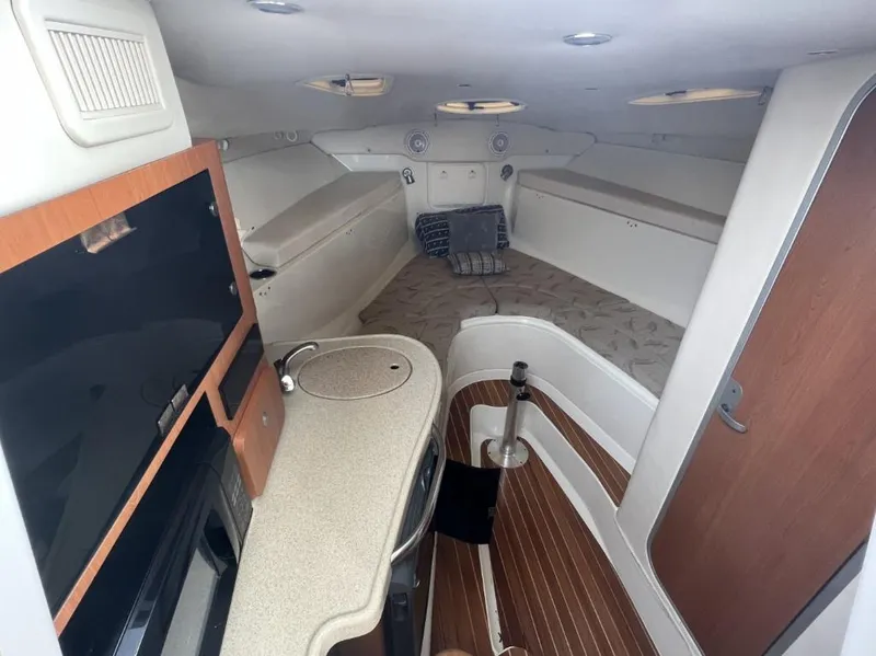 Slide: The Image of Hydra-Sports 3300VX Vector 2005 - 4