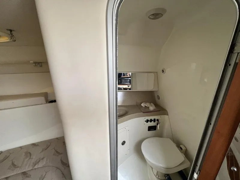 Slide: The Image of Hydra-Sports 3300VX Vector 2005 - 6