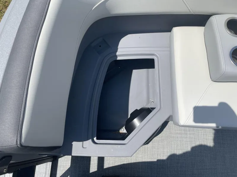 Slide: The Image of Starcraft GX 22 R DH Sport 2025 - 13