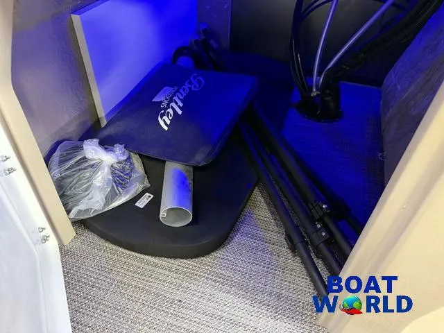 Slide: The Image of Storage area in 2025 Bentley Pontoons Legacy 223 Navigator Tritoon. - 27