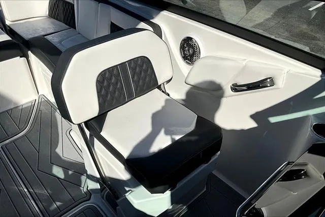 Slide: The Image of Monterey M-65 M 65 M65 2025 - 20