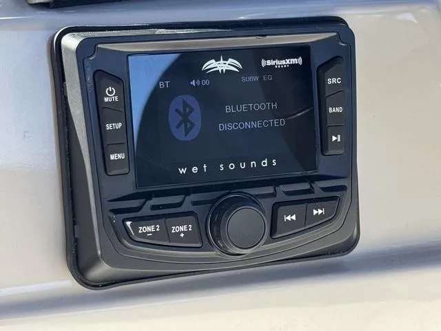 Slide: The Image of Boat audio system display showing Bluetooth disconnected on a 2025 Starcraft CX 23 RL. - 23