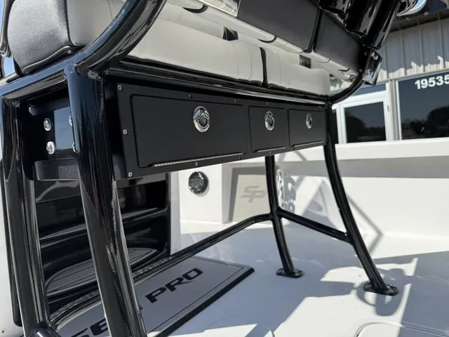 Slide: The Image of Sea Pro 210 Bay 2025 - 11