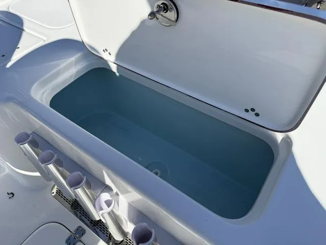 Slide: The Image of Sea Pro 210 Bay 2025 - 18