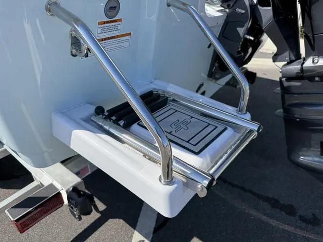 Slide: The Image of Sea Pro 210 Bay 2025 - 7