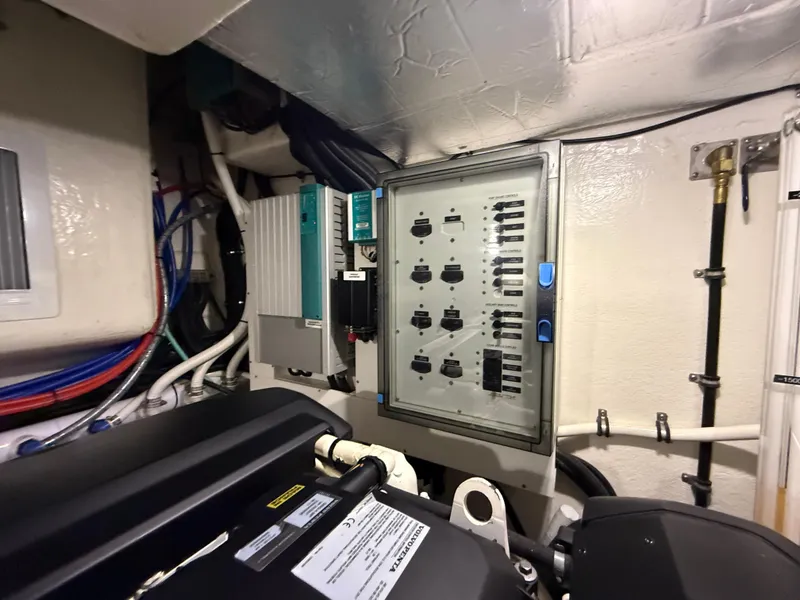 Slide: The Image of Riviera 4800 Sport Yacht 2019 - 76