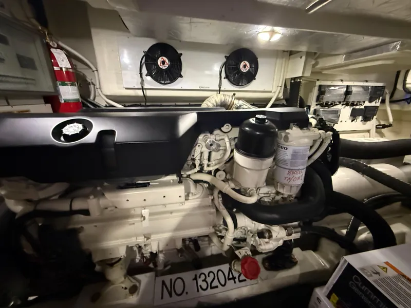 Slide: The Image of Riviera 4800 Sport Yacht 2019 - 77