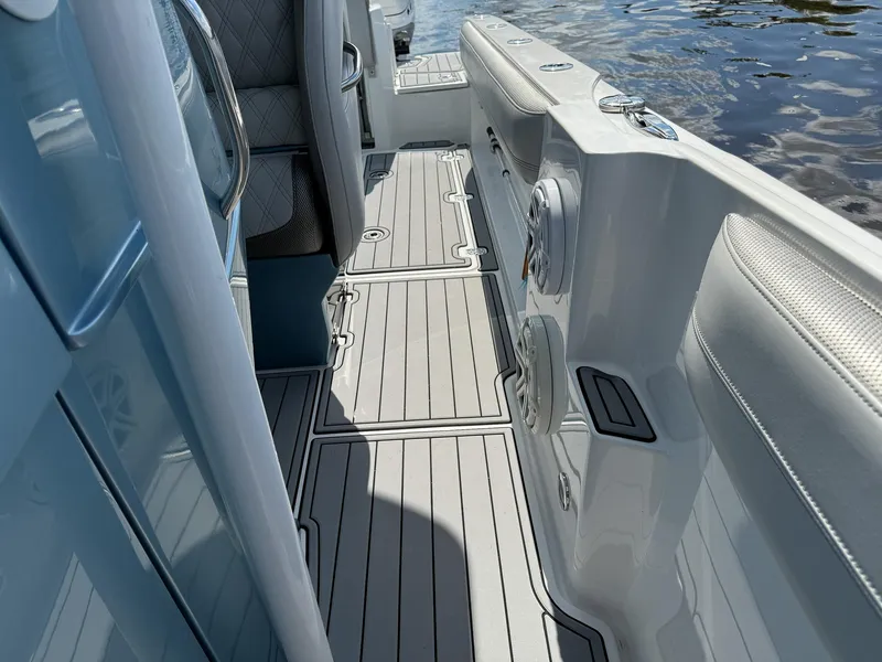 Slide: The Image of Nor-Tech 340 Sport Center Console 2018 - 21