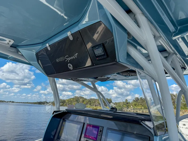 Slide: The Image of Nor-Tech 340 Sport Center Console 2018 - 28