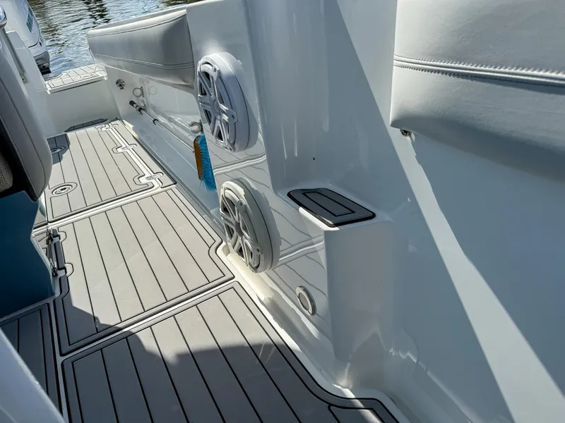 Slide: The Image of Nor-Tech 340 Sport Center Console 2018 - 32